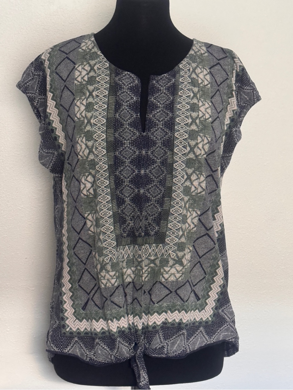 Lucky Brand Blue Green Boho Tie Front Top Large Tribal Print Short Sleeve - Picture 9 of 9